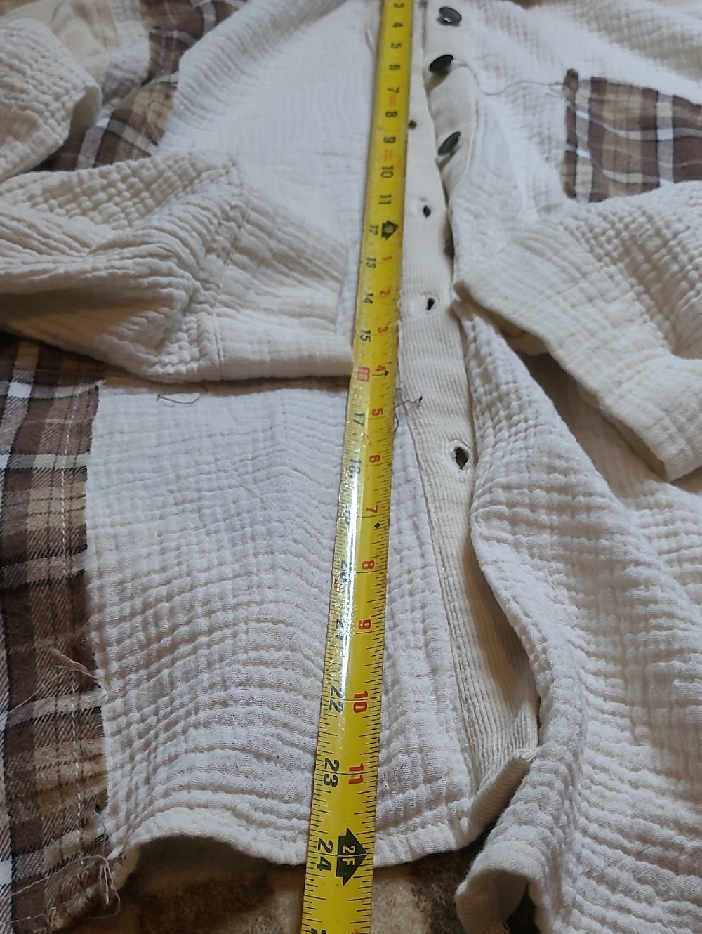 POL Patchwork Flannel - Picture 11 of 13